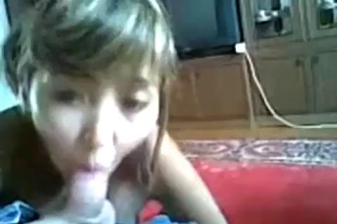 Киргизская сучка отсосала член и глотнула сперму, киргизское порно, минет, киргизский секс, трахнул киргизку, uzbum.su