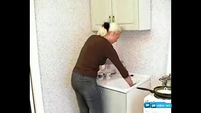 Пасынок трахнул раком свою белокурую мамку, русское порно, русский секс, трах русской, минет от девушки, uzbum.su