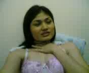 Молодая узбечка студентка показывает тело, Молодая сексуальная узбечка студентка снимает свое тело на камеру и отправила учителю, что бы получить зачет по предмету учителя, uzbum.su