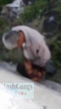 Бобой хотини огзига бервотти, узбекский секс, трахает узбечку, кончил в узбечку, узбечка занимается сексом, uzbum.su