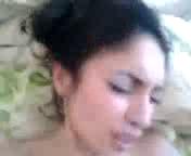 Домашнее порно uzb xxx, Uzb, sex, узбеки, трахаются, дома, на кровати, парень, снимает, на видео, голую, девушку, и трахает, ее доводит, до оргазма, uzbum.su