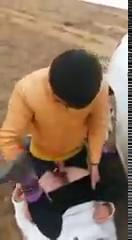 Узбек на улице трахнул свою знакомую сучку, узбекский трах, кончил в узбечку, узбечка сосет член, бритая киска узбечки, uzbum.su